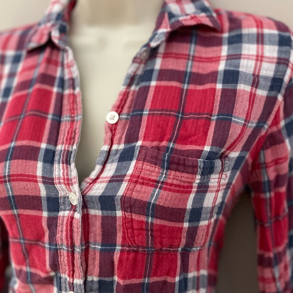 AMERICAN EAGLE WOMANS BUTTON DOWN - Picture 4 of 5